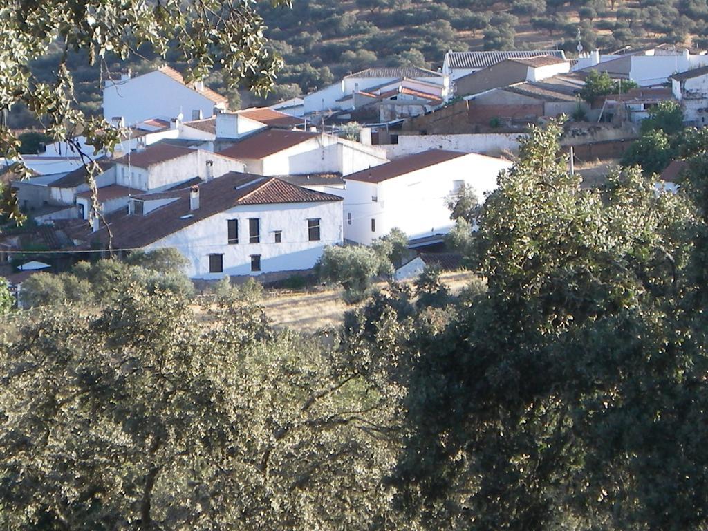 Гостьовий будинок Casa Rural El Trillo El Alcornocal Екстер'єр фото